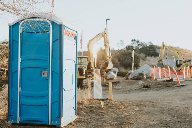 Best Portable restroom trailer rental  in Fern Park, FL